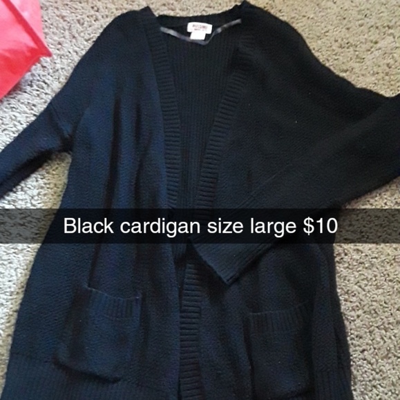 Women's clothing - Picture 5 of 7